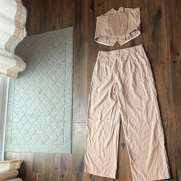 size large tan pants and strapless button down top set - Picture 2 of 6